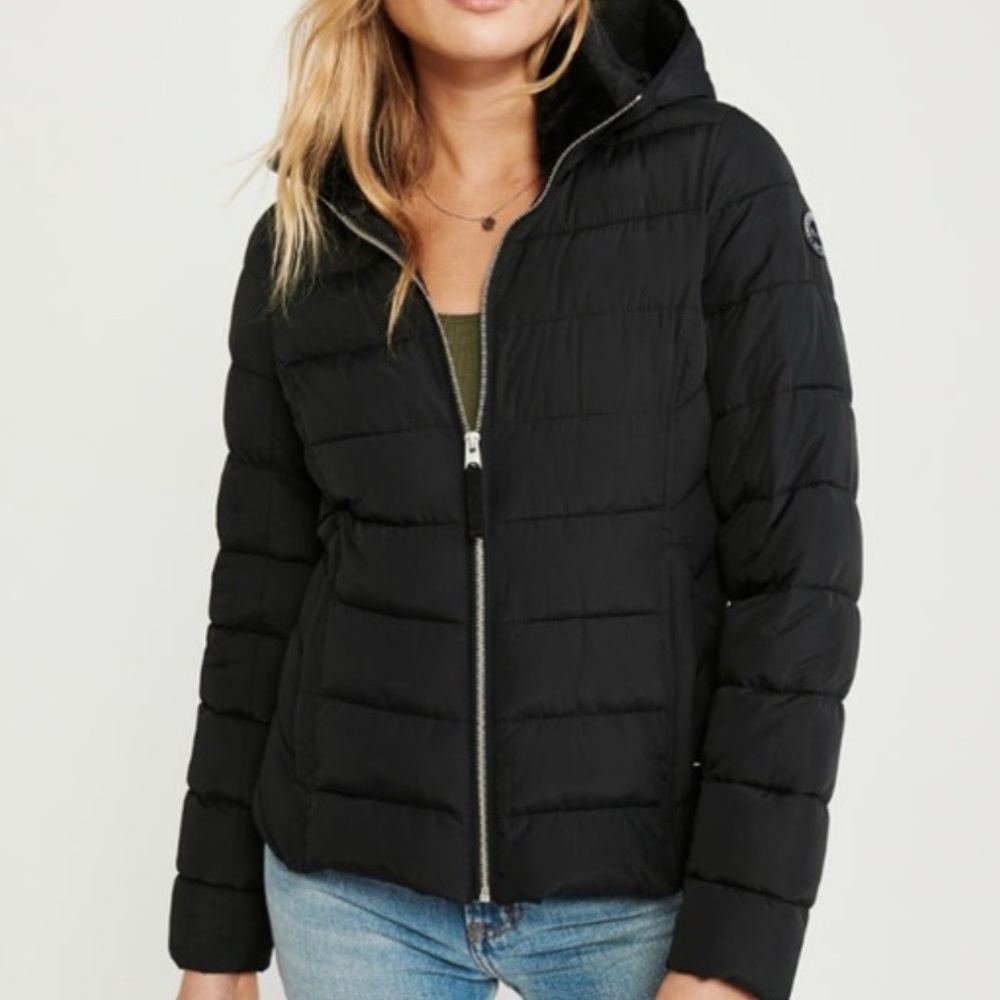 Abercrombie & Fitch Light Packable Black Puffer Jacket